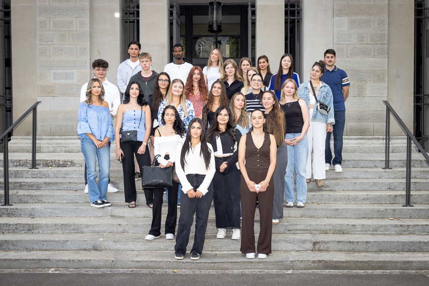 Lehrabschluss-Gruppenfoto-2025